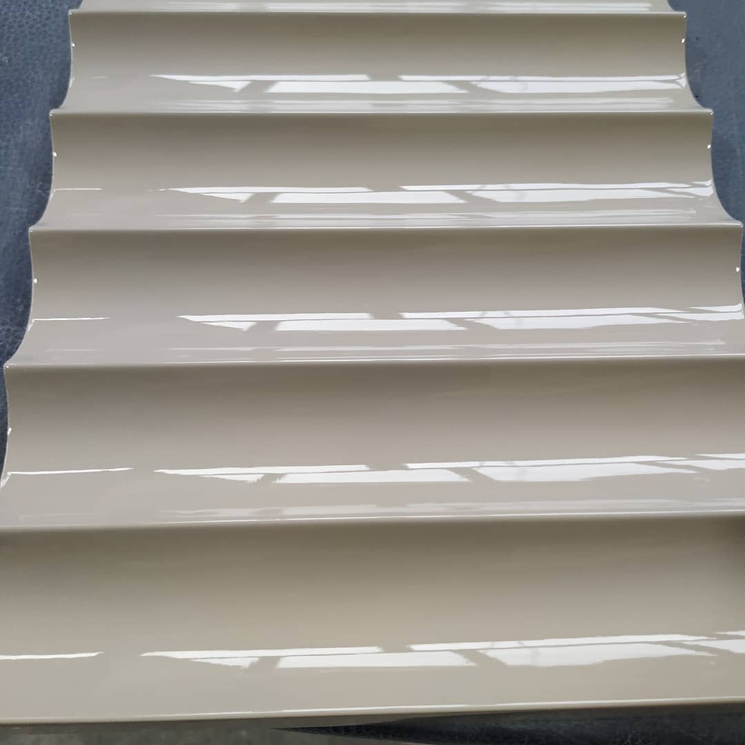 Visok sjaj MDF lakiranje